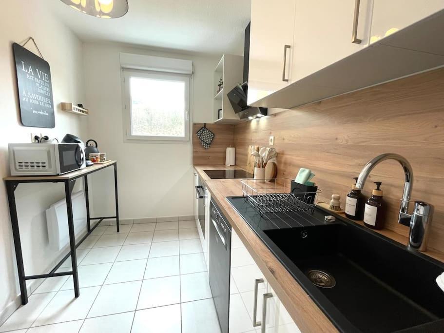 Le Central - Confort Et Calme Au Centre-Ville - Lits Queen Size Bellegarde-sur-Valserine Eksteriør bilde